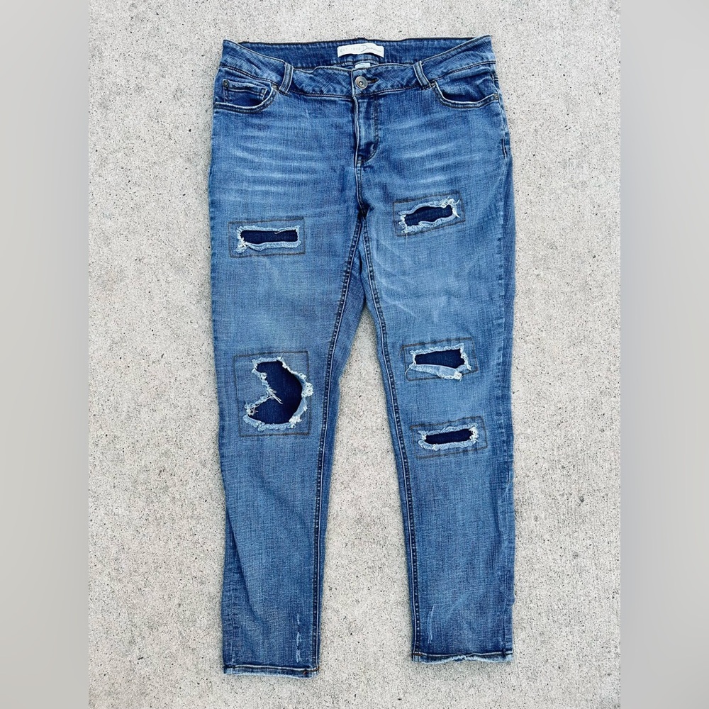 Distressed Skinny Jeans Cato Women’s size 12